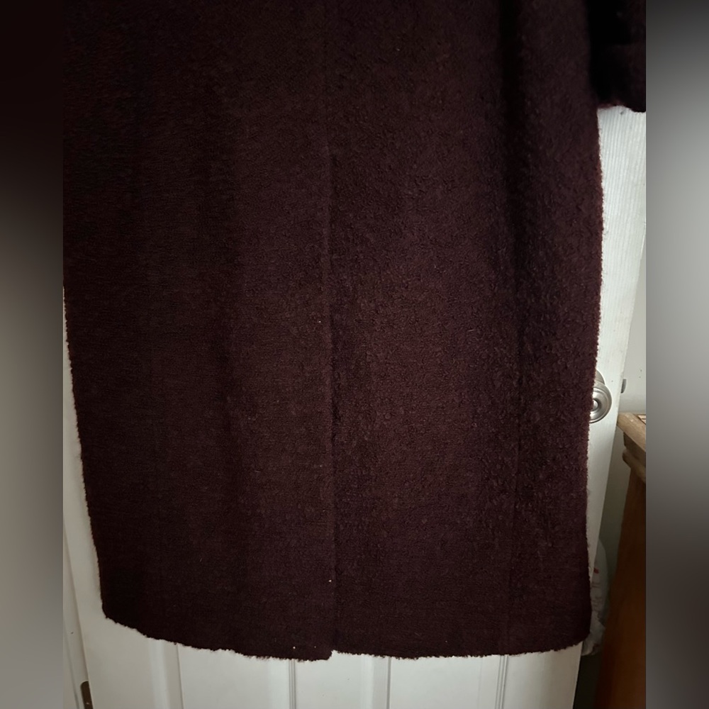 Talbots Vintage Burgundy Wine Boucle’ Long Elegant Wool Blend Overcoat Size 14 - Picture 7 of 10